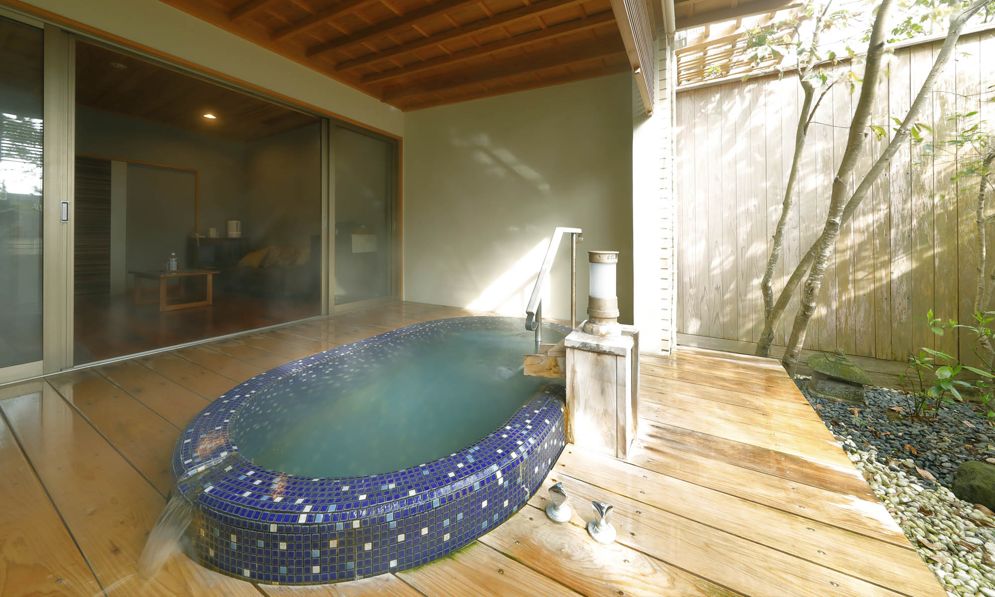 Chartered hot spring bath Ao
